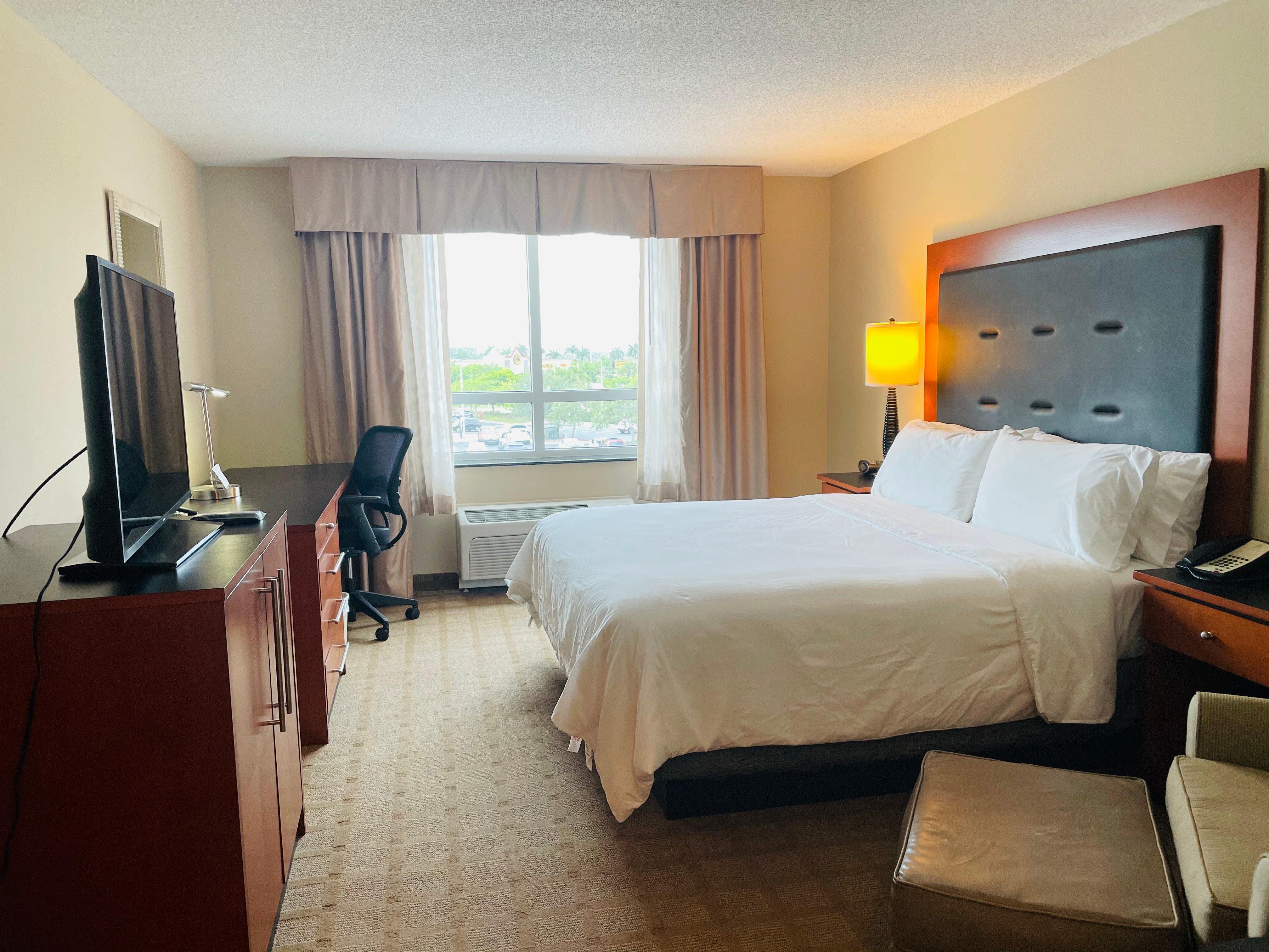 Crowne Plaza Ft Myers Gulf Coast By Ihg Hotel Форт Майерс Екстериор снимка