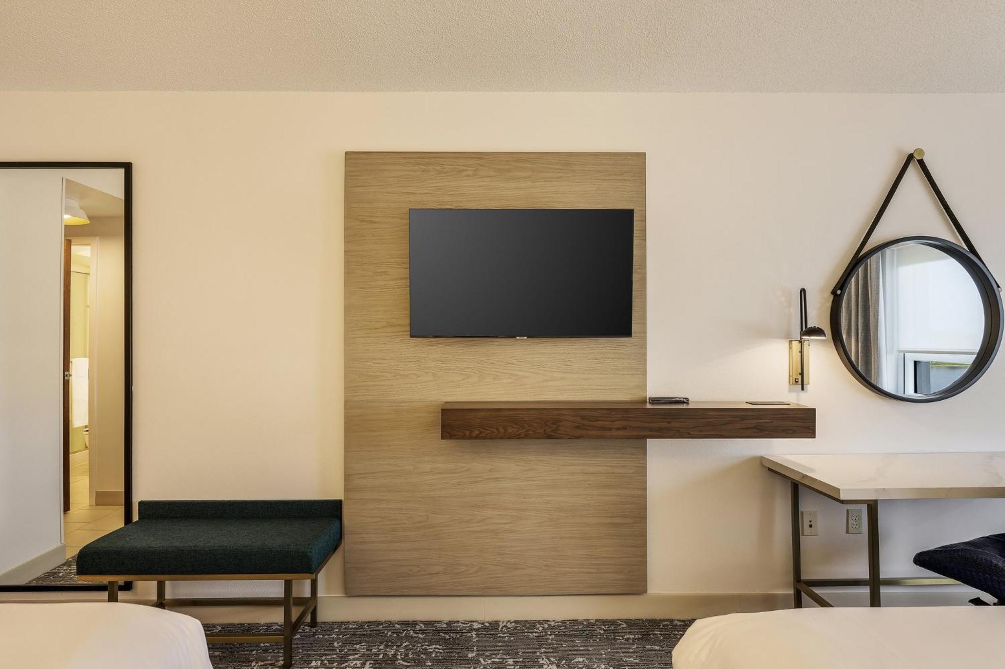 Crowne Plaza Ft Myers Gulf Coast By Ihg Hotel Форт Майерс Екстериор снимка